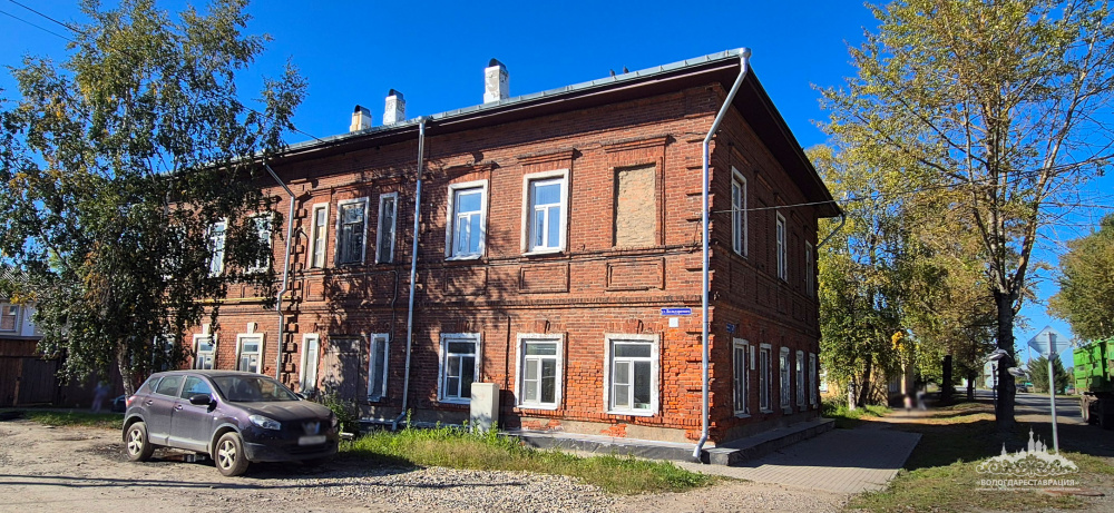 «Дом жилой (красные казармы)», кон. XIX–нач.XX вв. (г. Грязовец)